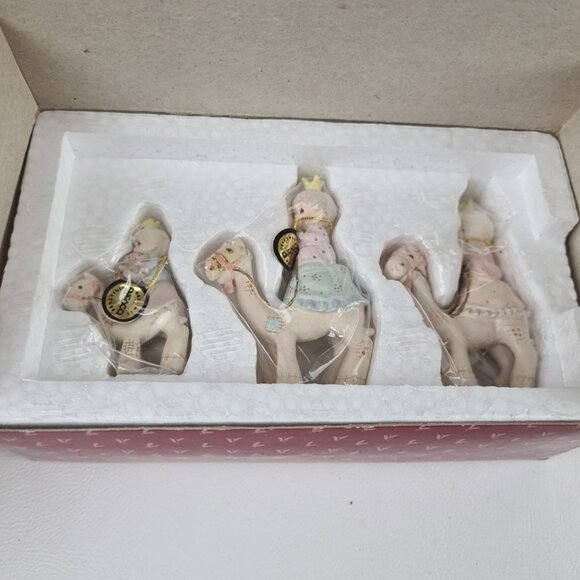 Precious Moments Miniature Nativity They Followed The Star 613002 Pewter - Picture 3 of 7